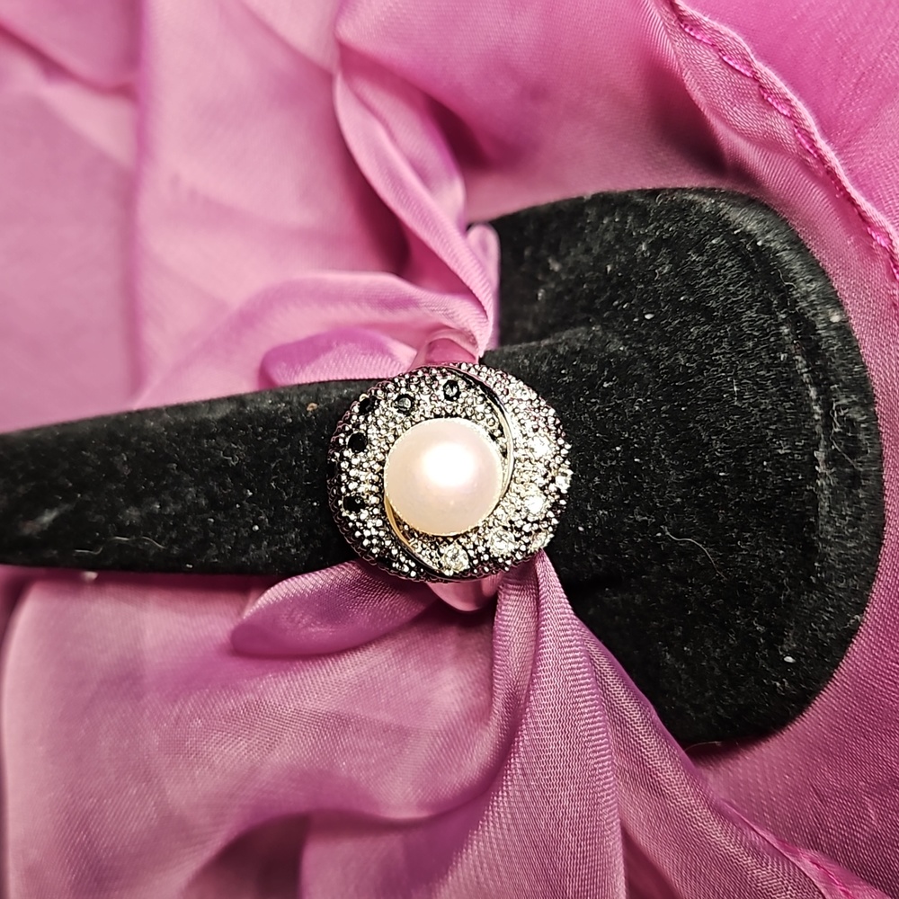 Yin & Yang Style Pearl Ring